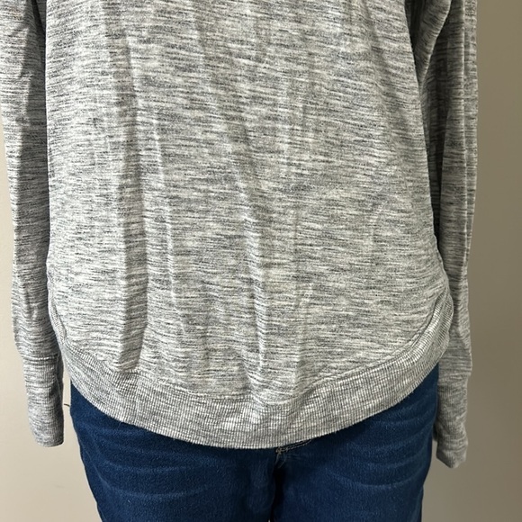 ATHLETA Mindset Sweatshirt Grey Heather Relaxed Soft Sz XS - Picture 5 of 11